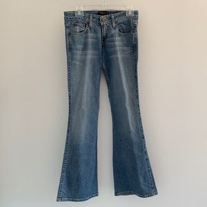 COPY - Levi’s too super low 524 Jean